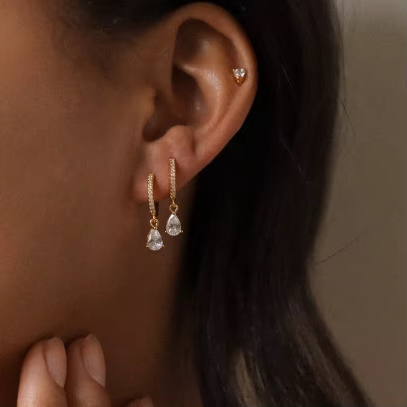 Amour Crystal earrings-18k Gold Plated