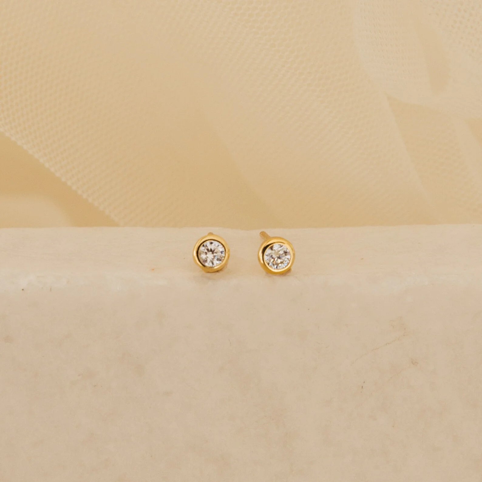 June Flatback studs
