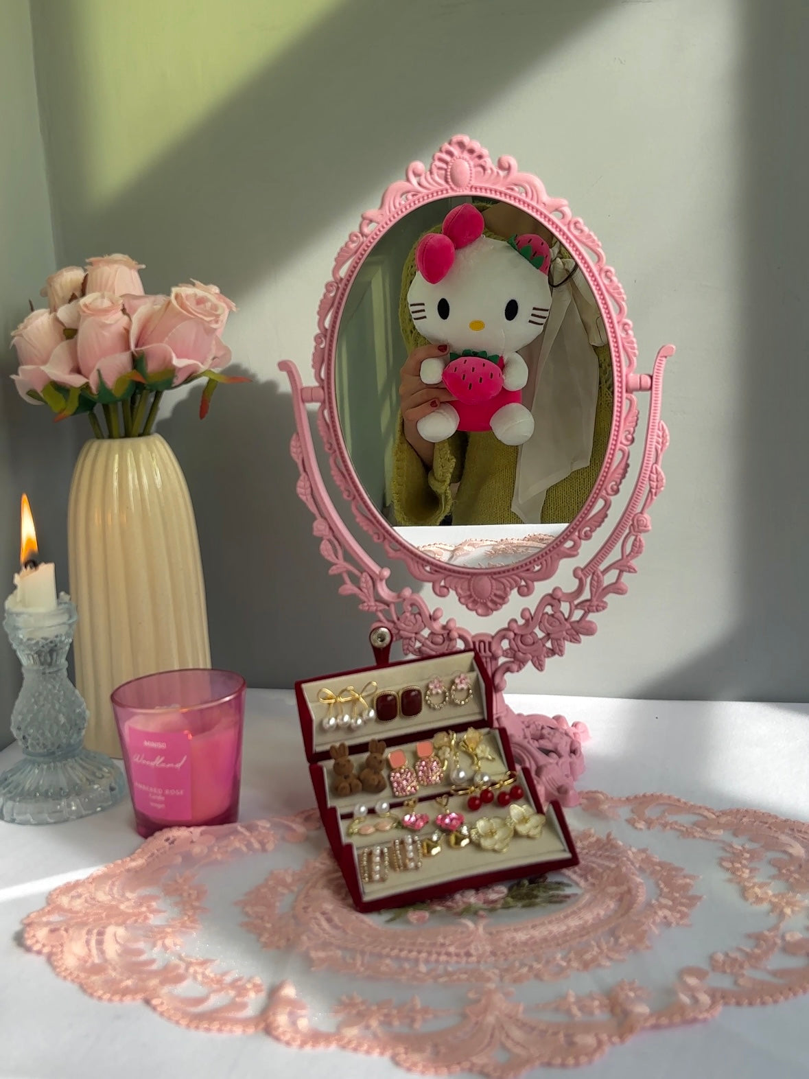 Lover Box- Earring Folding Gift Box (comes with set of 12 earrings)