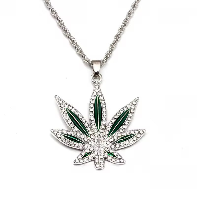 Men’s Clover Necklace