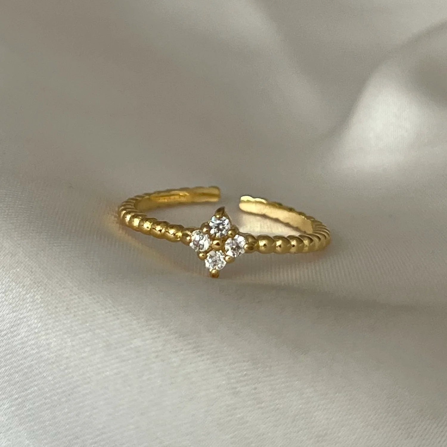 Bloom ring-18k Gold Plated