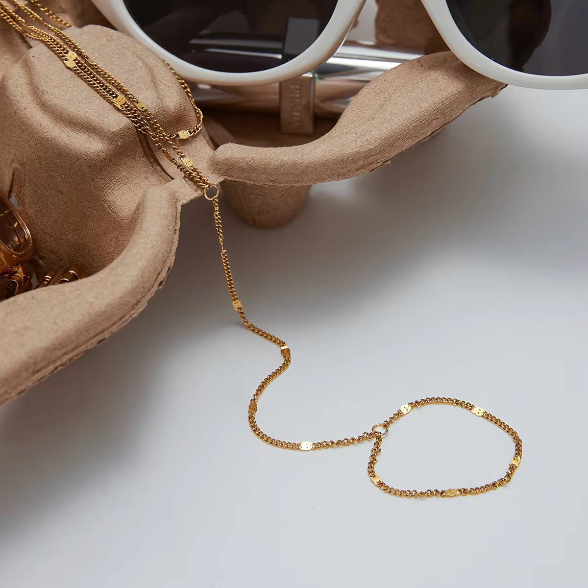Shimmer handchain bracelet