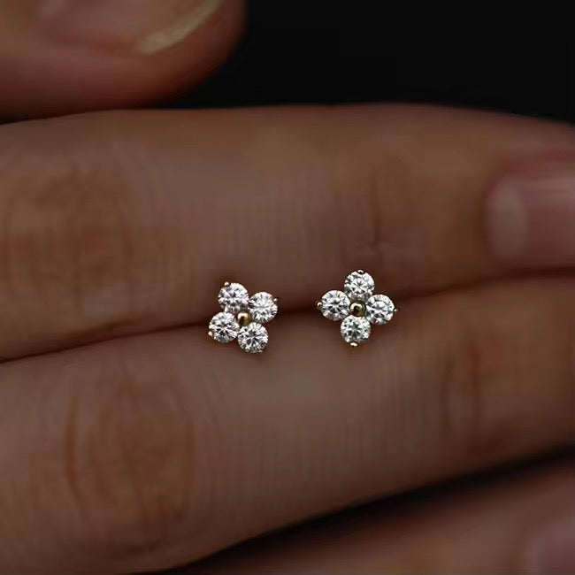 Flora studs- Pair