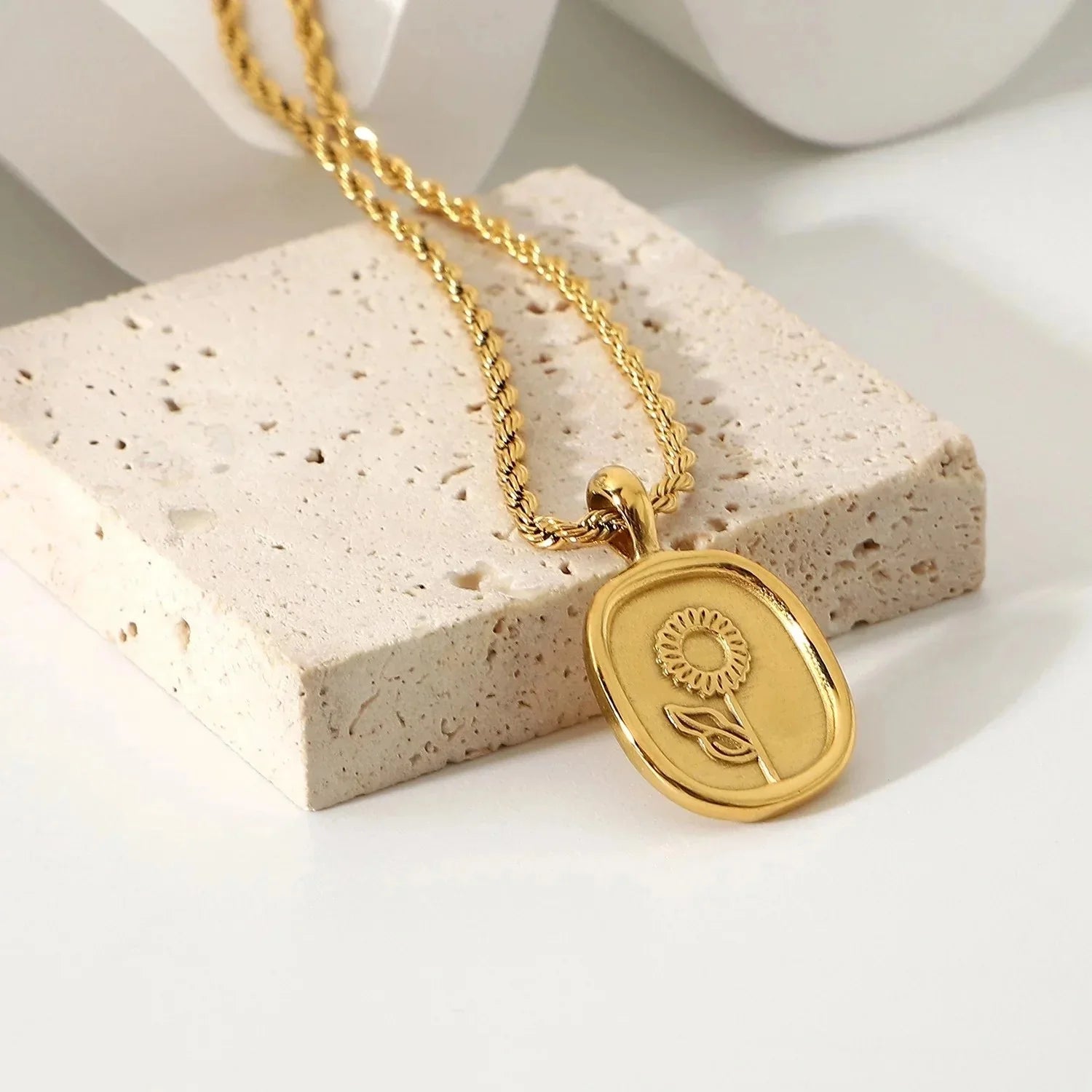 Rose Necklace-18K Gold Plated