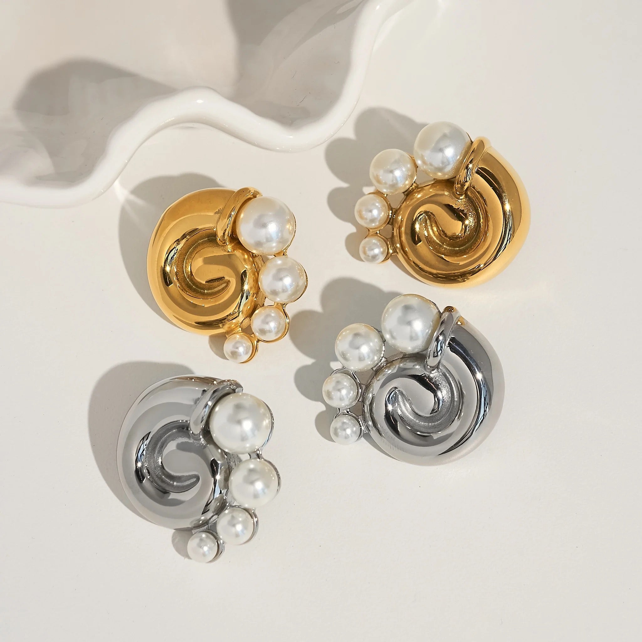 Vintage snail pearl earrings