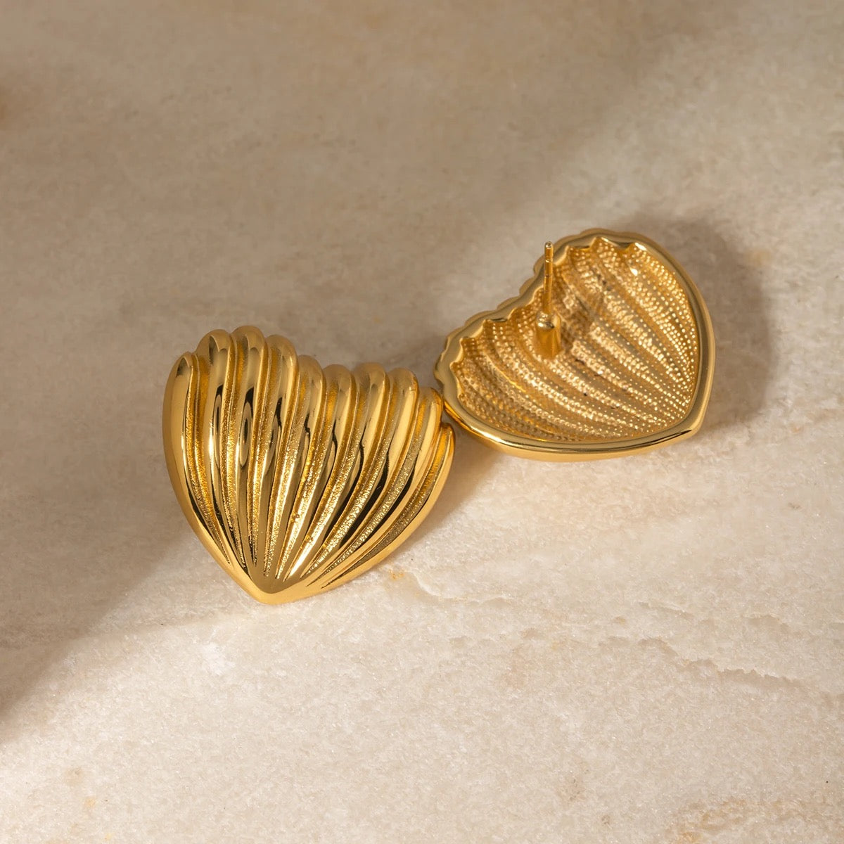 Heart shell earrings