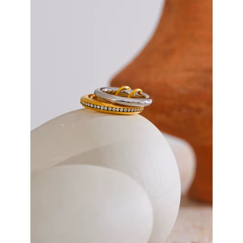 Serene ring stack