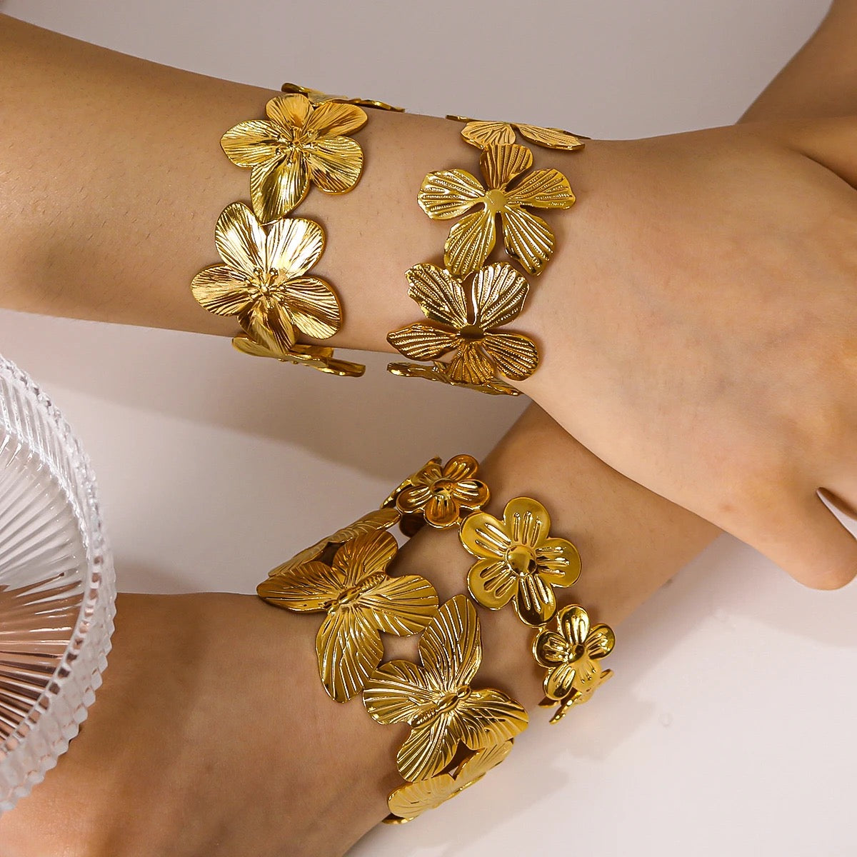 Butterfly statement CUFF