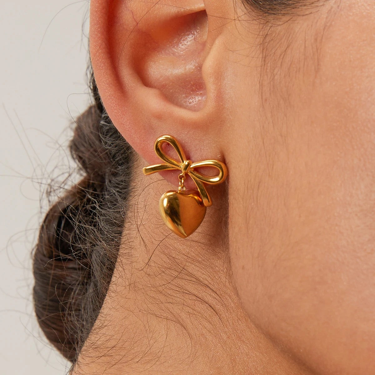 Bowdown earrings