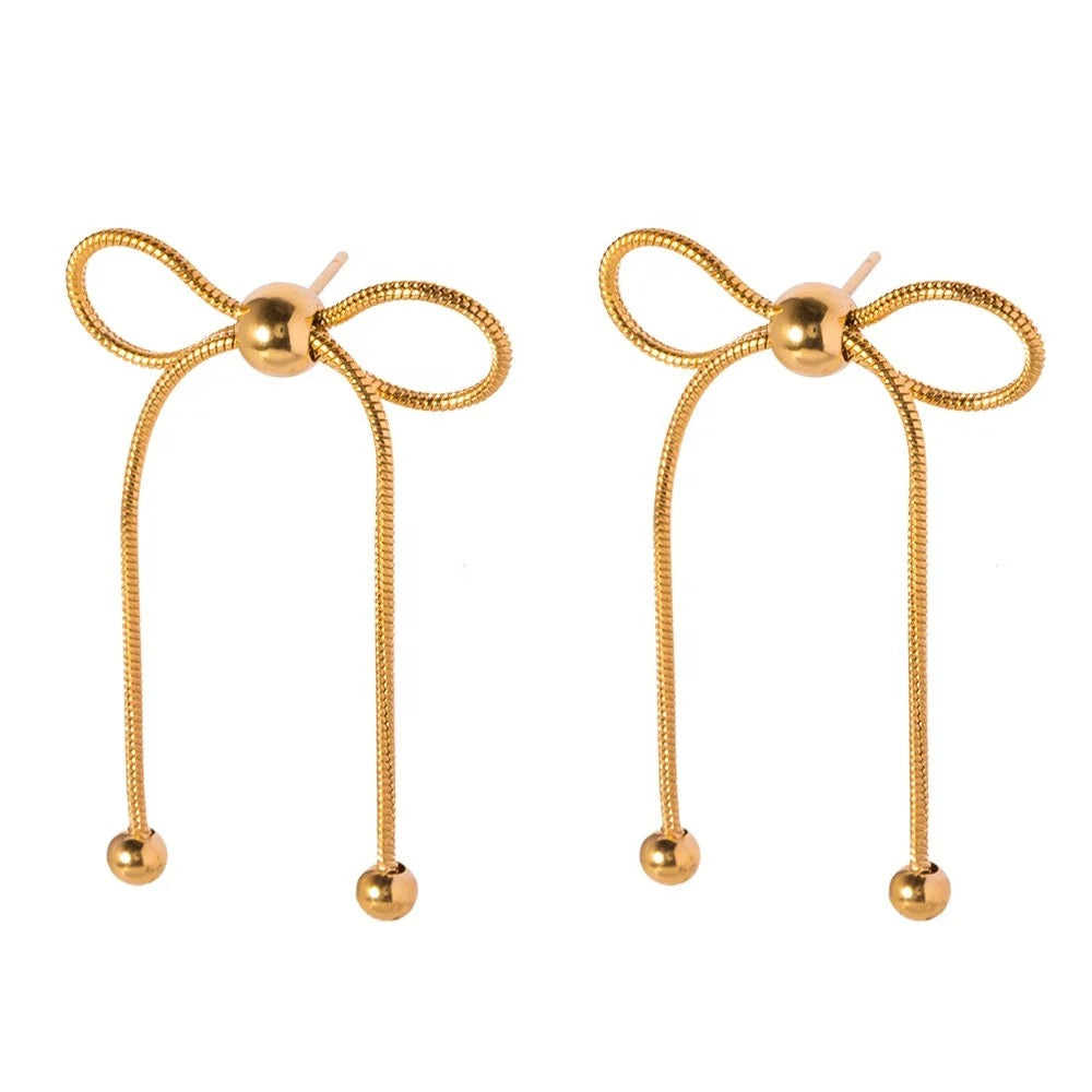 Bow me away earrings- 18k Gold Plated