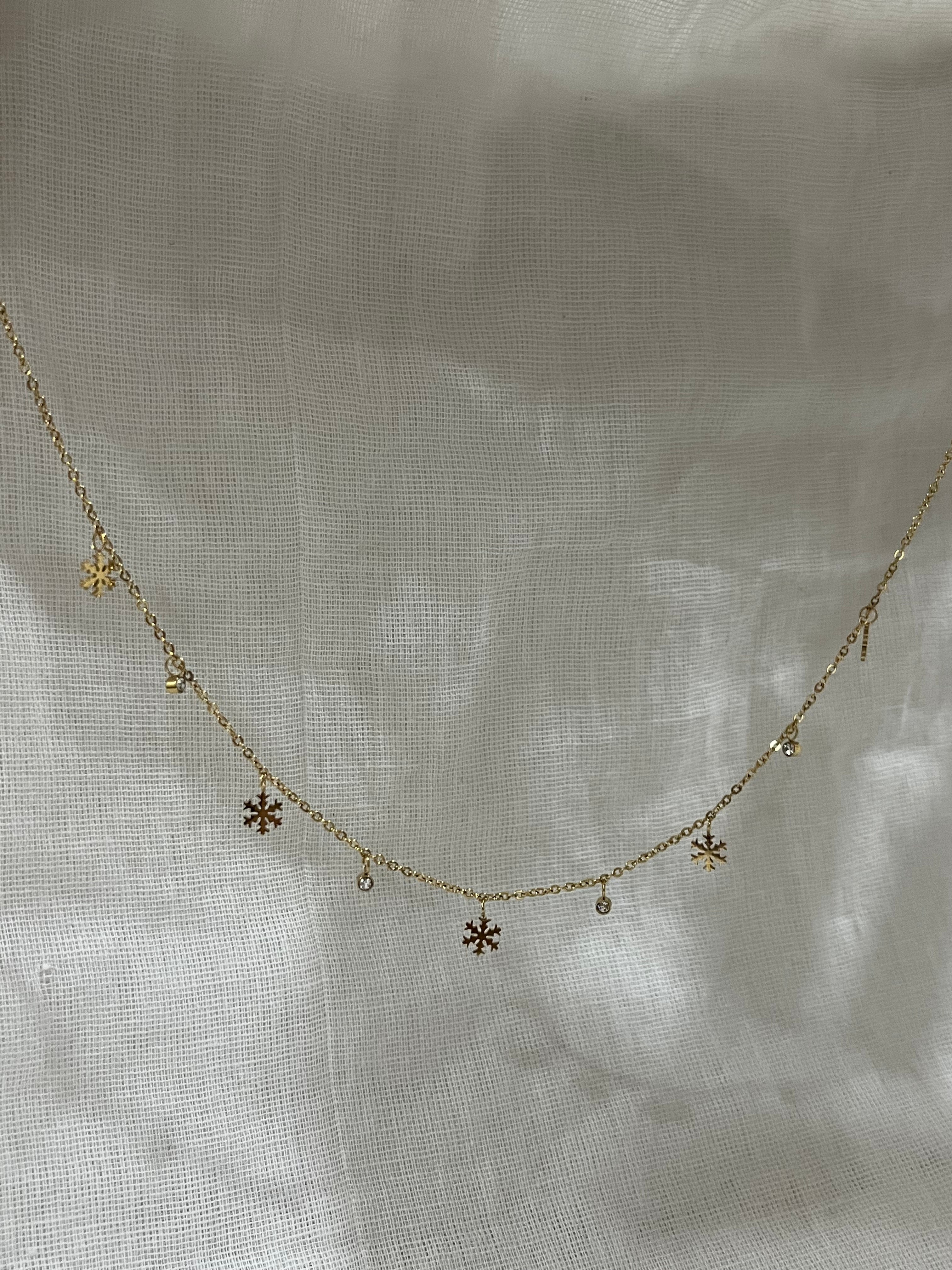 Snowflake necklace