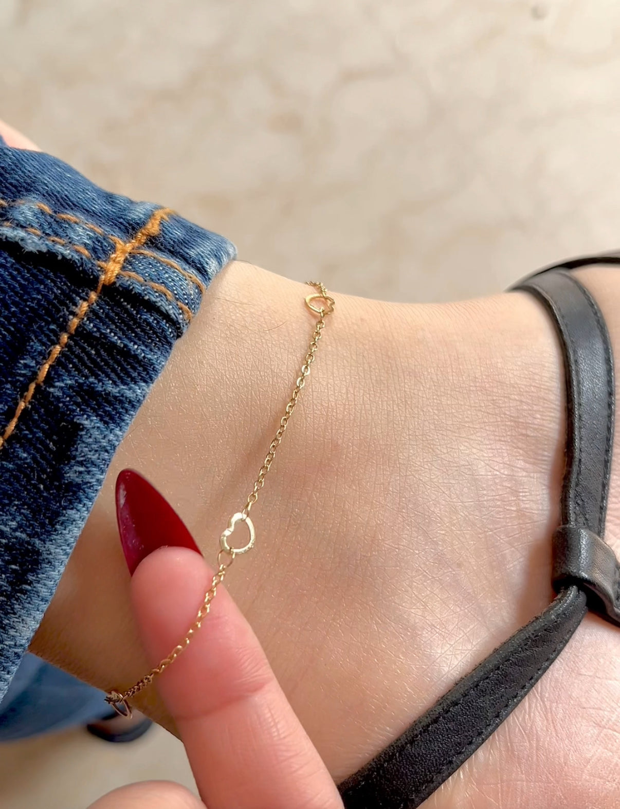 Hollow heart anklet