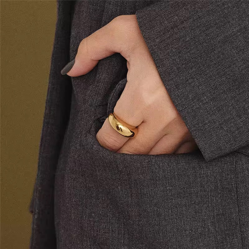 Freya Statement ring
