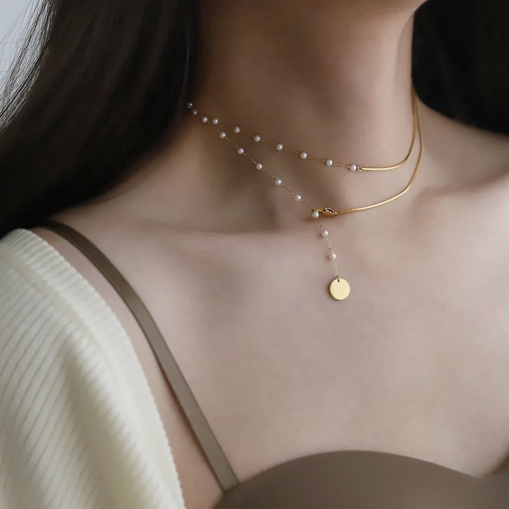 Selene necklace