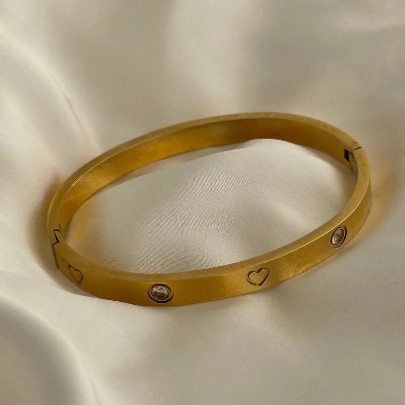 Lovestruck Band- 18k Gold Plated