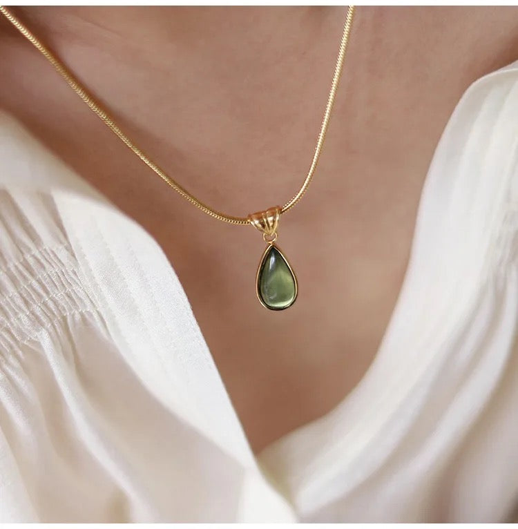 Emerald tear drop necklace