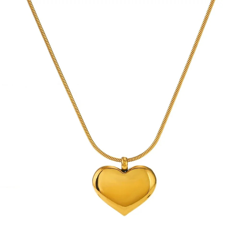 Amora Heart necklace