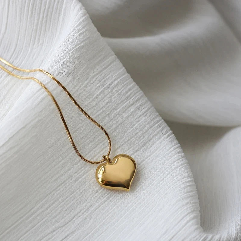 Amora Heart necklace