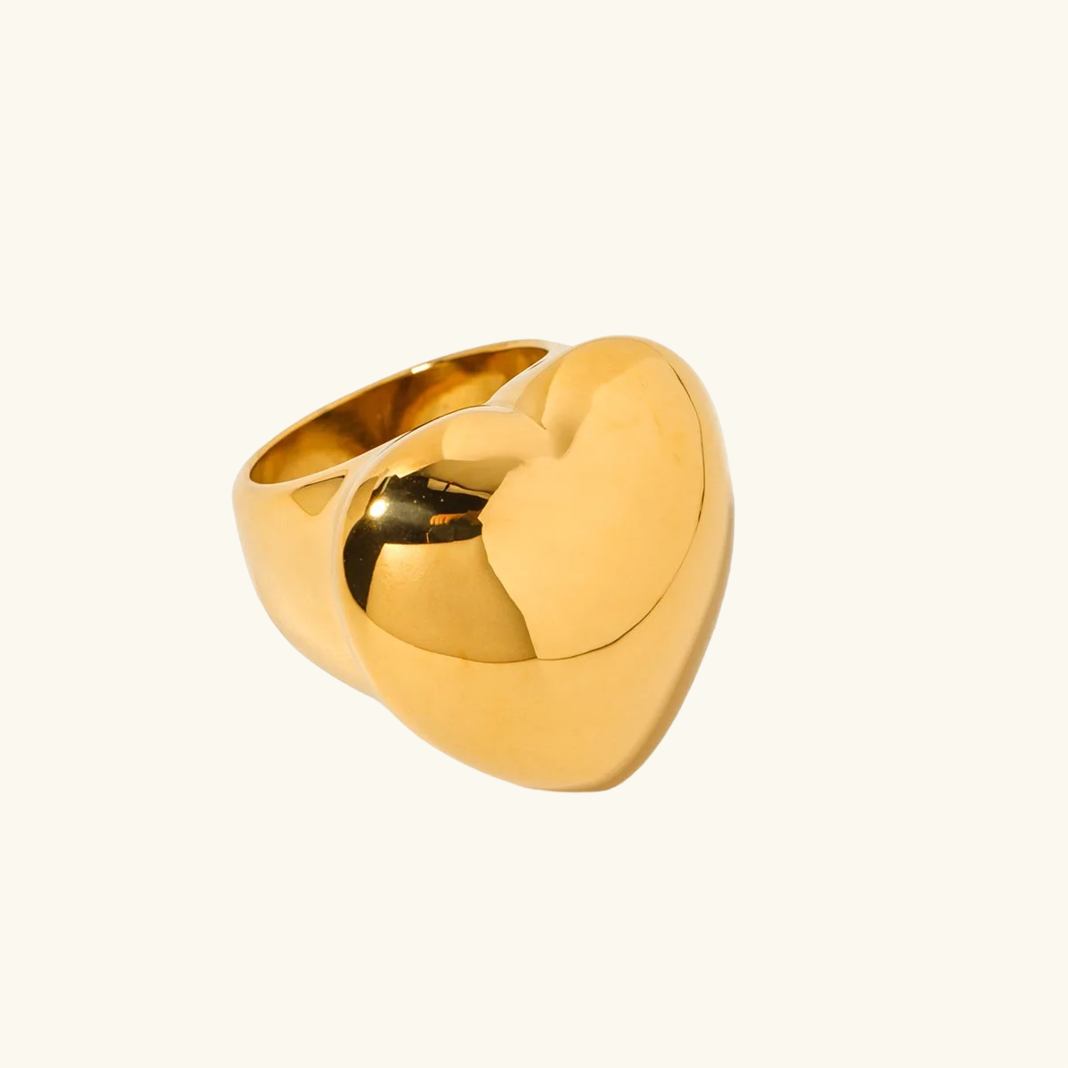 Chunky heart ring