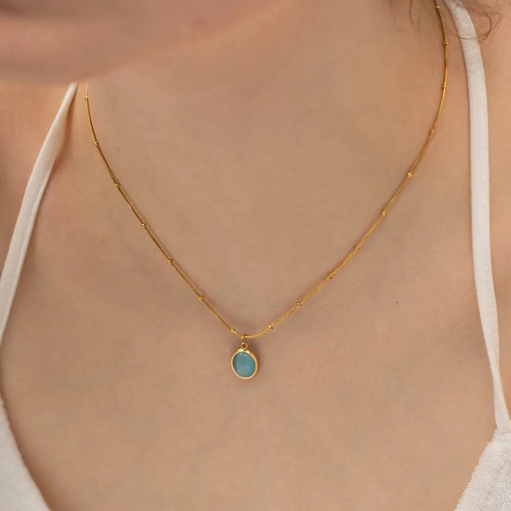 Ophal blue necklace