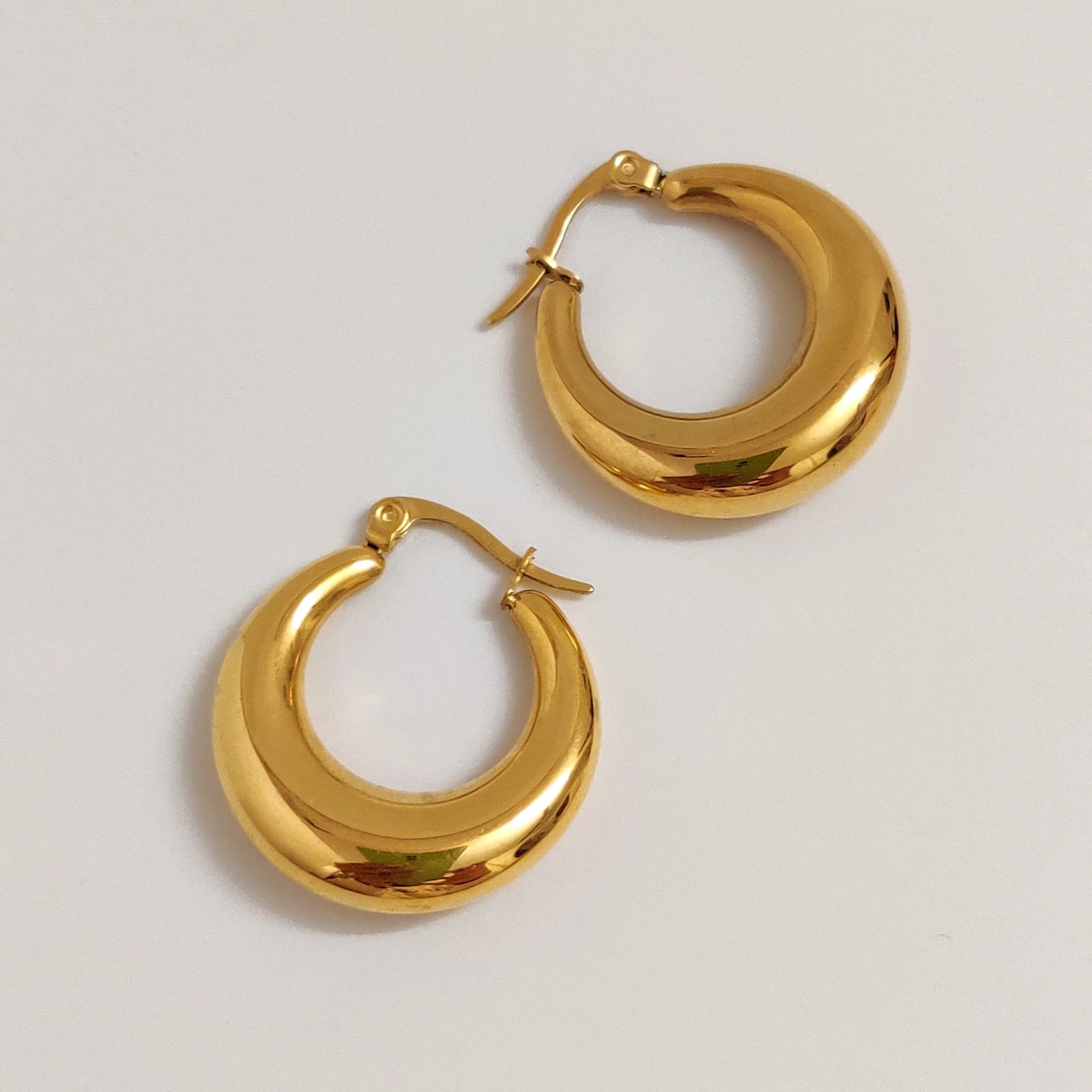 Classic Bold hoops