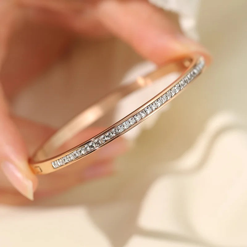 Studded diamond bangle