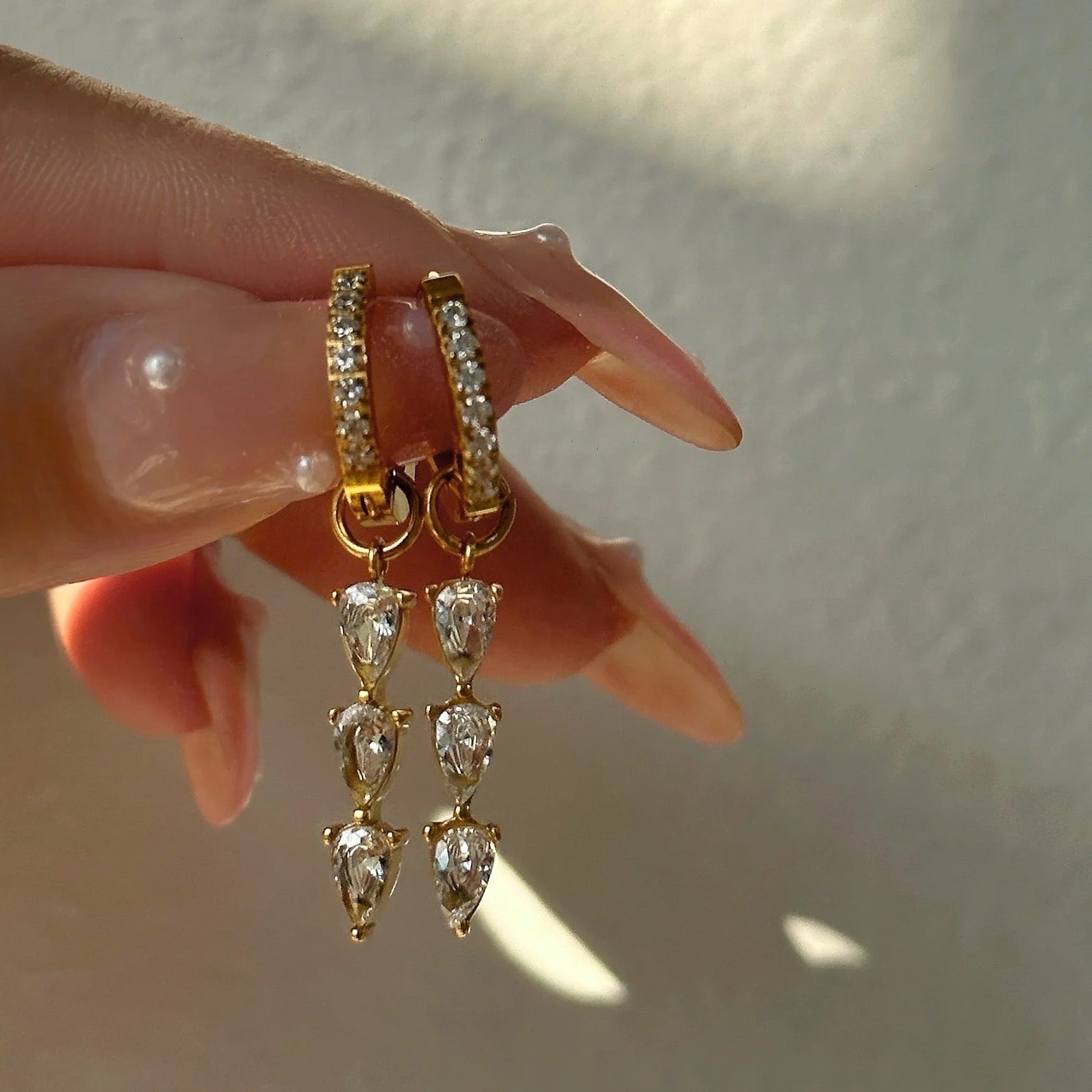 Snowflake drip earrings