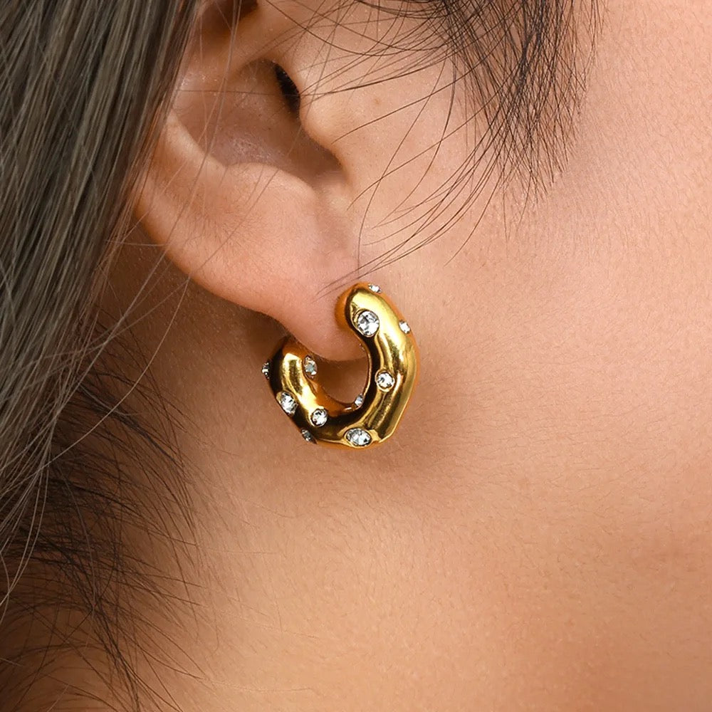 Noelle's Peal Earrings